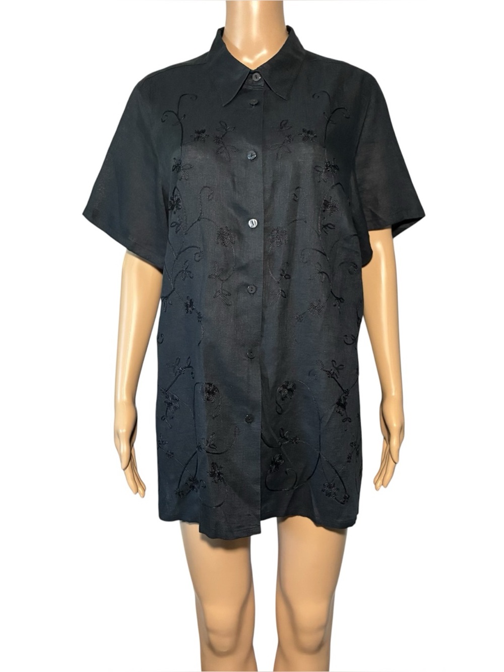 Avenue Women's Button Down Shirt 14/16 Black Embroidered Short Sleeve Side Slits